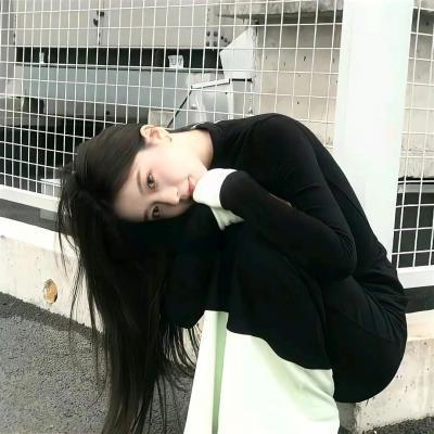 关于她的二三事